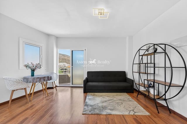1 sovrum Lägenhet till salu i Los Cristianos, Arona med pool - 260 000 € (Ref: 9897412)