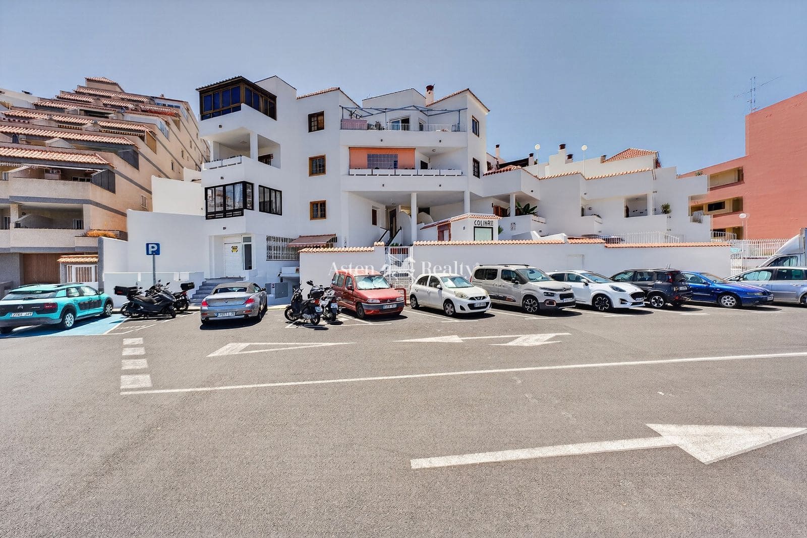 1 sovrum Lägenhet till salu i Los Cristianos med pool - 260 000 € (Ref: 9897412)