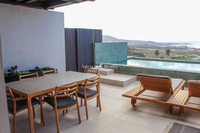 2 soverom Bungalow til salgs i La Caleta Adeje, Adeje med svømmebasseng garasje - € 1 125 000 (Ref: 9902471)