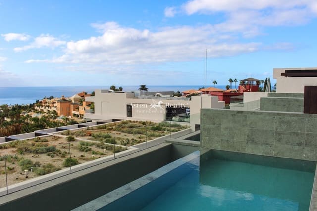 2 soverom Bungalow til salgs i La Caleta Adeje, Adeje med svømmebasseng garasje - € 1 125 000 (Ref: 9902471)