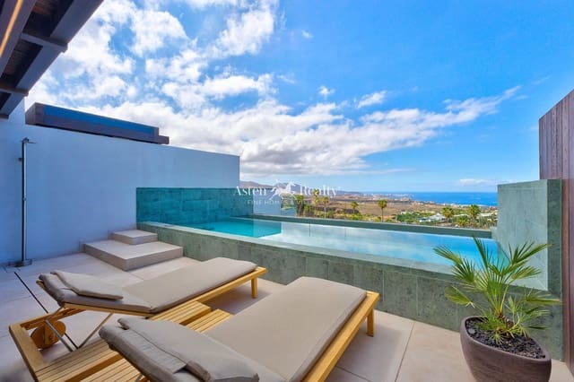 2 soveværelse Bungalow til salg i La Caleta Adeje, Adeje med swimmingpool garage - € 1.125.000 (Ref: 9902471)