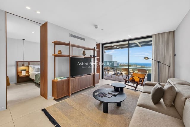 2 soveværelse Bungalow til salg i La Caleta Adeje, Adeje med swimmingpool garage - € 1.125.000 (Ref: 9902471)