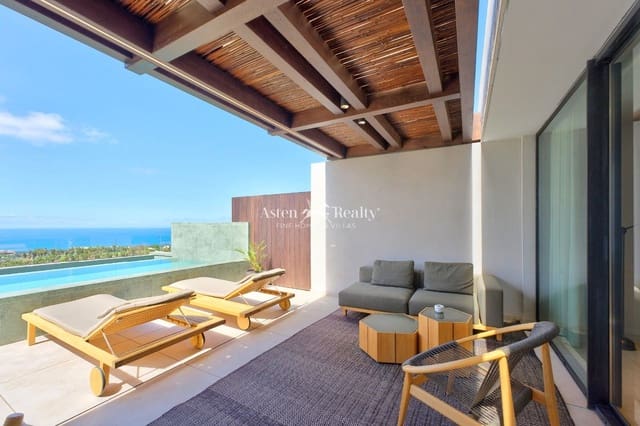 2 soveværelse Bungalow til salg i La Caleta Adeje, Adeje med swimmingpool garage - € 1.125.000 (Ref: 9902471)