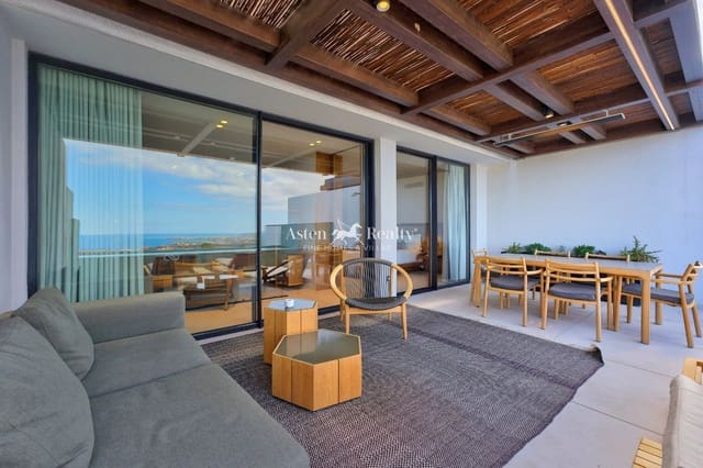 2 soveværelse Bungalow til salg i La Caleta Adeje, Adeje med swimmingpool garage - € 1.125.000 (Ref: 9902471)