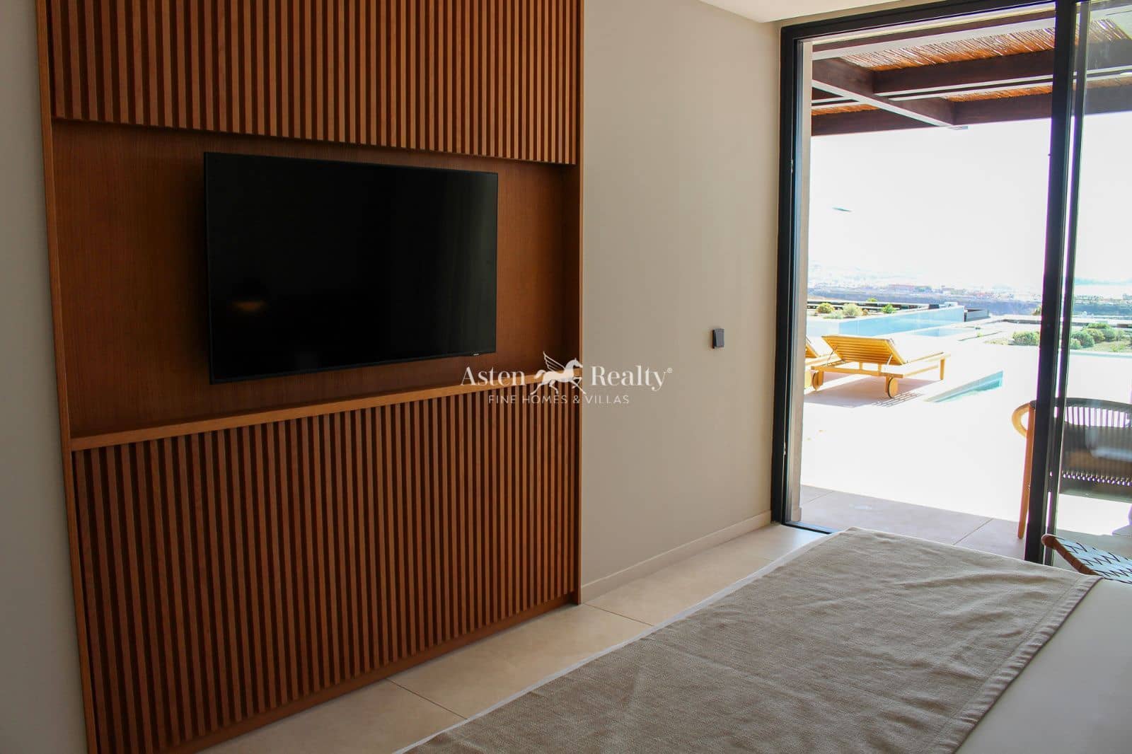 3 bedroom Townhouse for sale in La Caleta Adeje with pool garage - € 2,300,000 (Ref: 9902472)