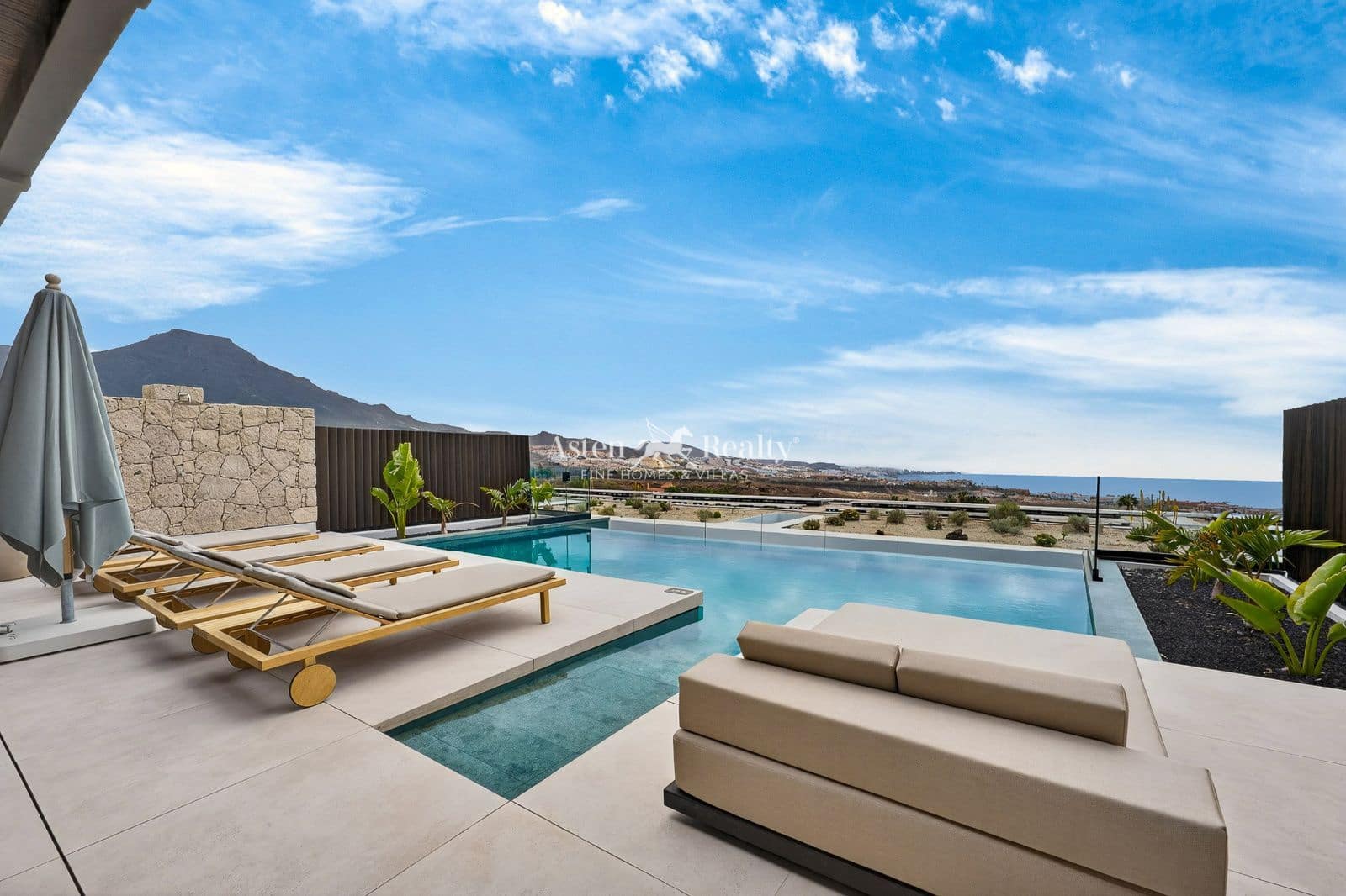 3 bedroom Townhouse for sale in La Caleta Adeje with pool garage - € 2,300,000 (Ref: 9902472)
