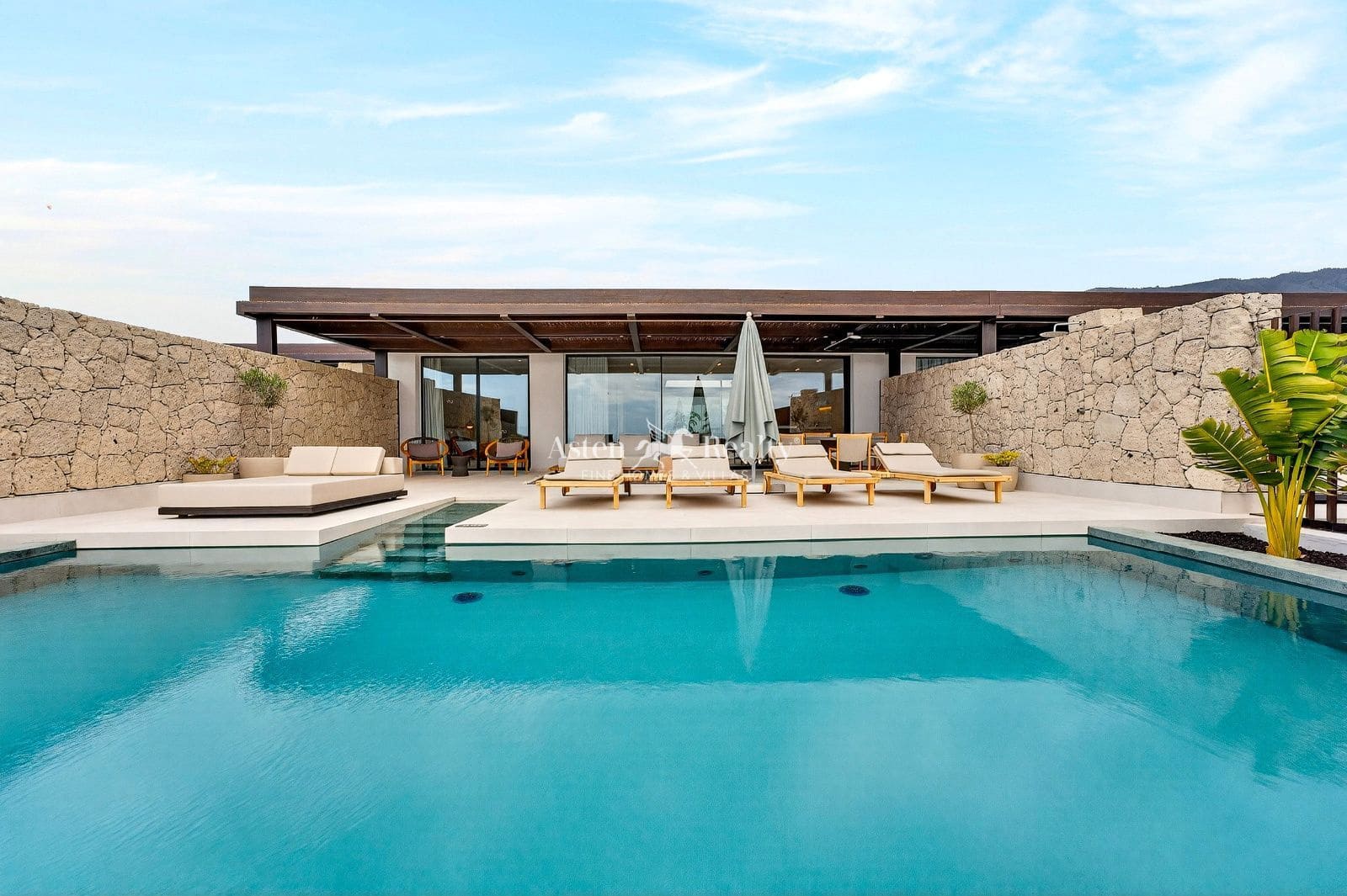 3 bedroom Townhouse for sale in La Caleta Adeje with pool garage - € 2,300,000 (Ref: 9902472)