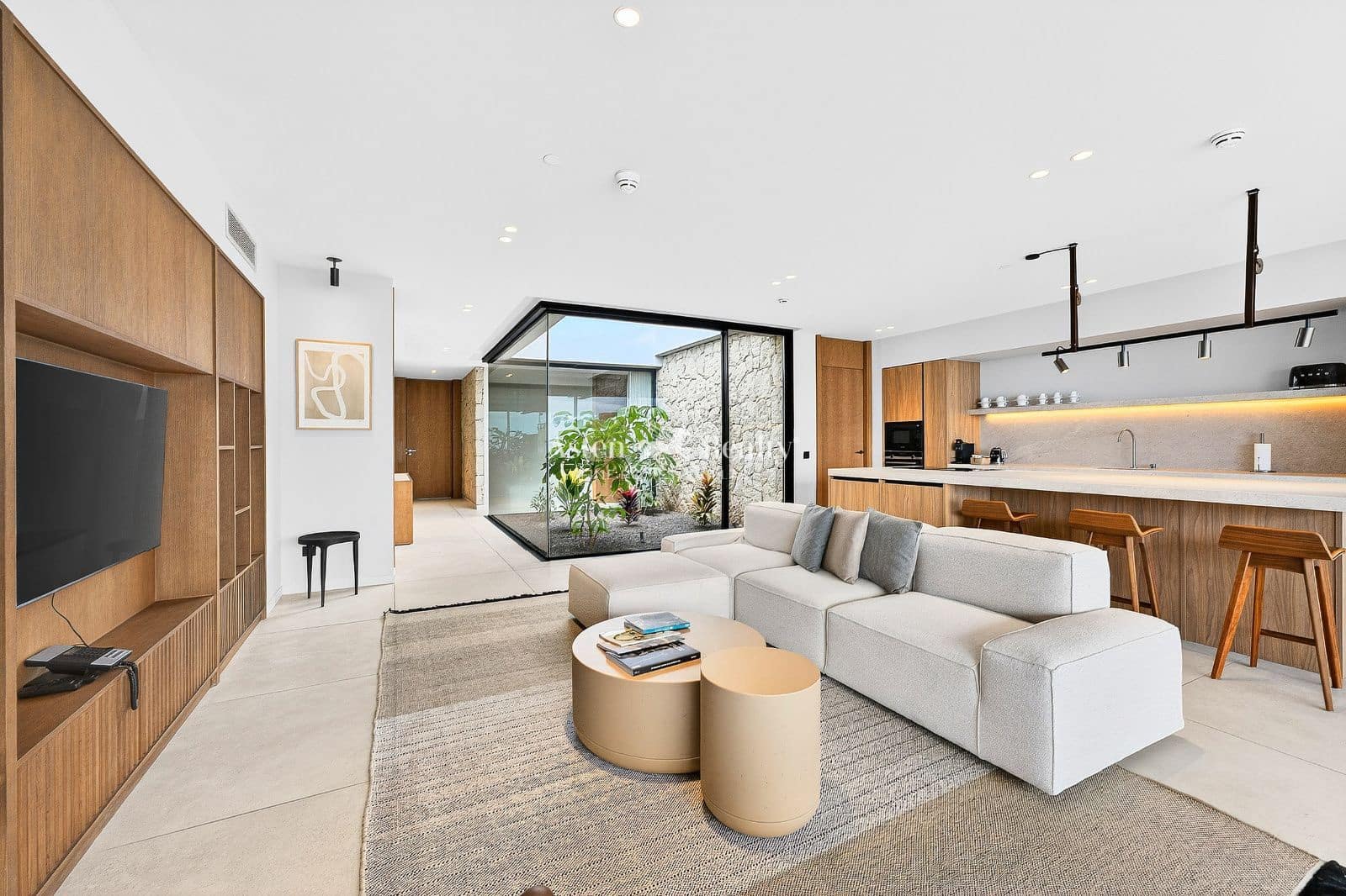 3 bedroom Townhouse for sale in La Caleta Adeje with pool garage - € 2,300,000 (Ref: 9902472)