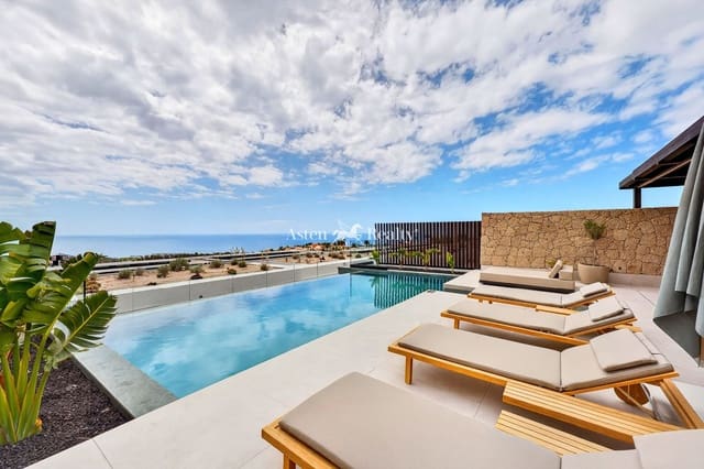 3 sypialnia Dom na sprzedaż w La Caleta Adeje, Adeje z basenem garażem - 2 300 000 € (Ref: 9902472)