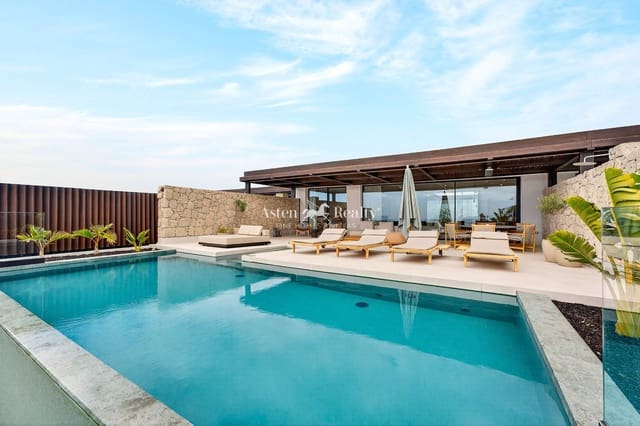3 sypialnia Dom na sprzedaż w La Caleta Adeje, Adeje z basenem garażem - 2 300 000 € (Ref: 9902472)