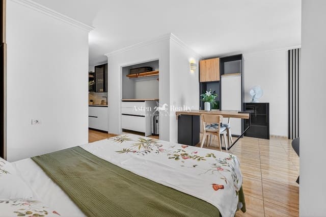 Mieszkanie na sprzedaż w Golf del Sur, San Miguel de Abona z basenem - 175 000 € (Ref: 9902473)