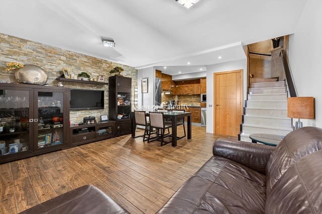 3 Zimmer Wohnung zu verkaufen in Playa del Duque, Adeje mit Pool Garage - 420.000 € (Ref: 9906632)
