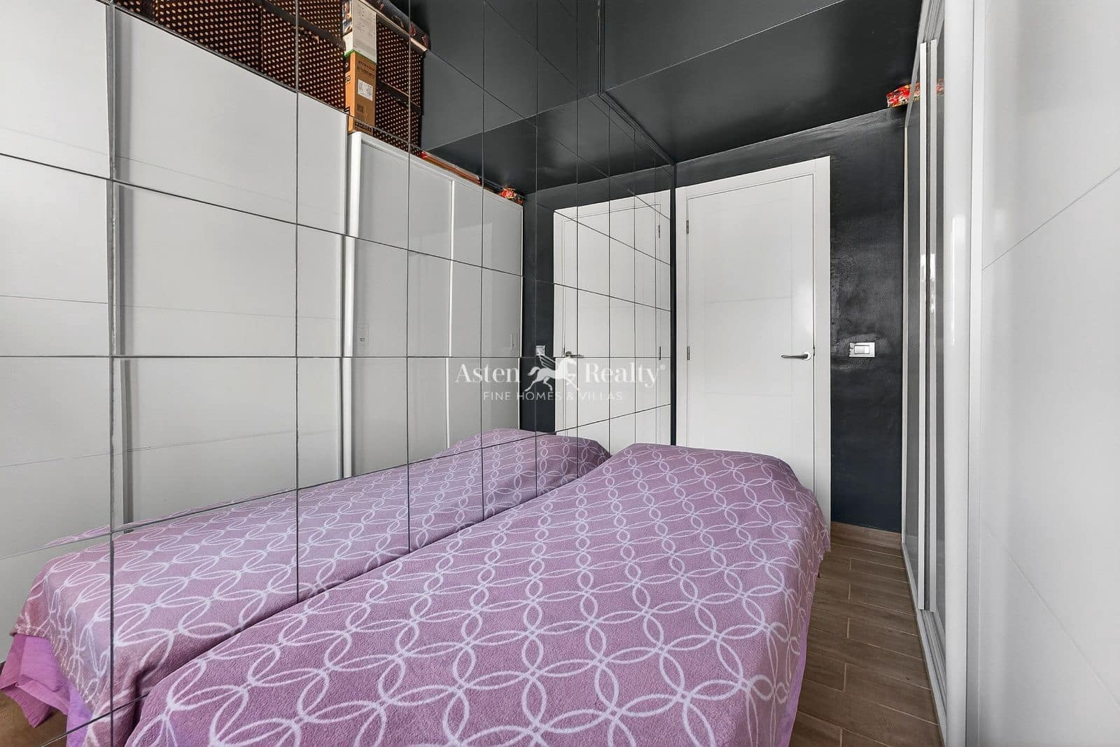 3 sypialnia Mieszkanie na sprzedaż w Costa Adeje z basenem garażem - 420 000 € (Ref: 9906632)