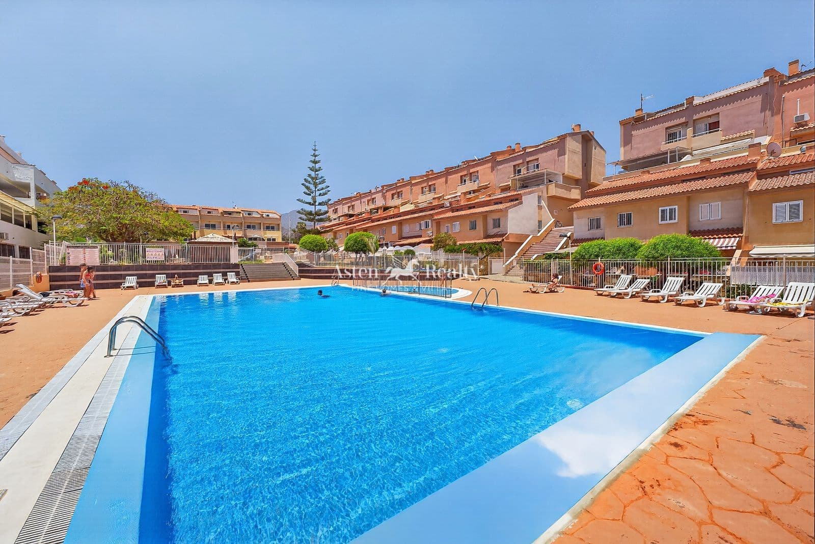 3 sypialnia Mieszkanie na sprzedaż w Costa Adeje z basenem garażem - 420 000 € (Ref: 9906632)