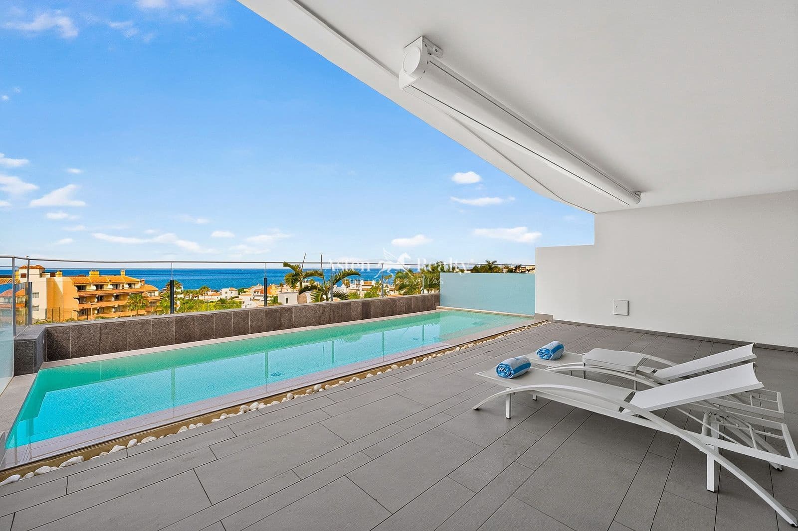 2 bedroom Flat for sale in La Caleta Adeje with pool garage - € 1,095,000 (Ref: 9909761)
