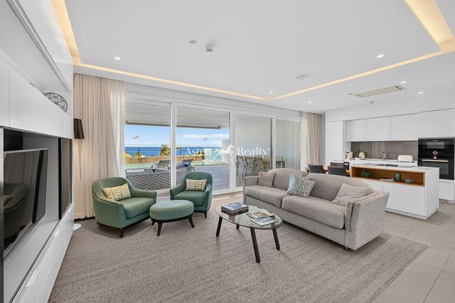 2 soveværelse Lejlighed til salg i La Caleta Adeje, Adeje med swimmingpool garage - € 1.095.000 (Ref: 9909761)