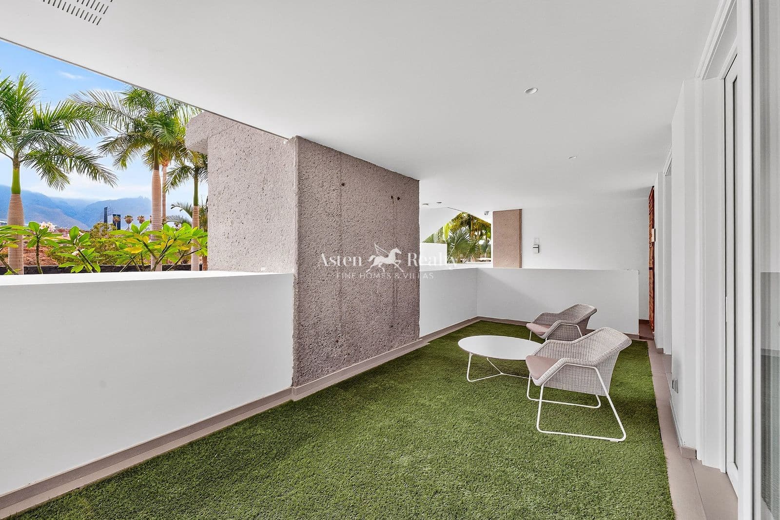 2 bedroom Flat for sale in La Caleta Adeje with pool garage - € 1,095,000 (Ref: 9909761)