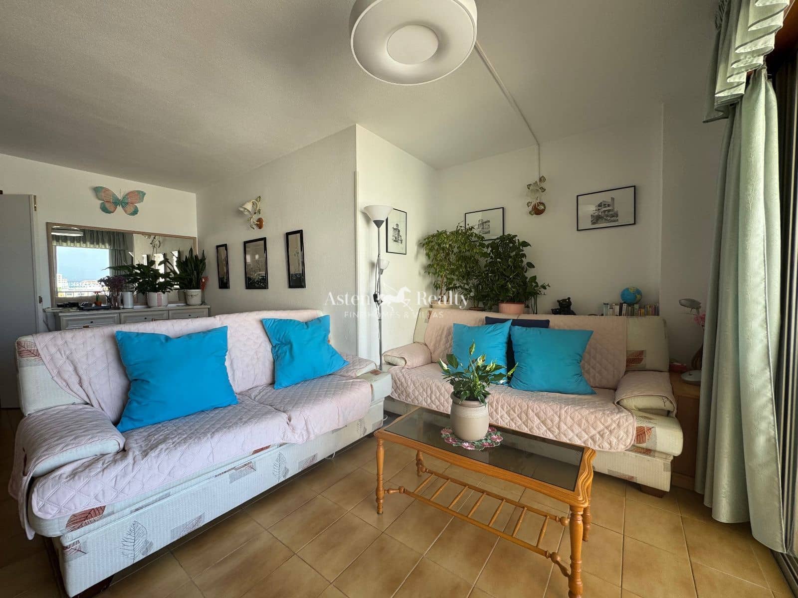 2 makuuhuone Asunto myytävänä paikassa Playa de las Americas mukana 
autotalli - 489 000 € (Ref: 9911849)