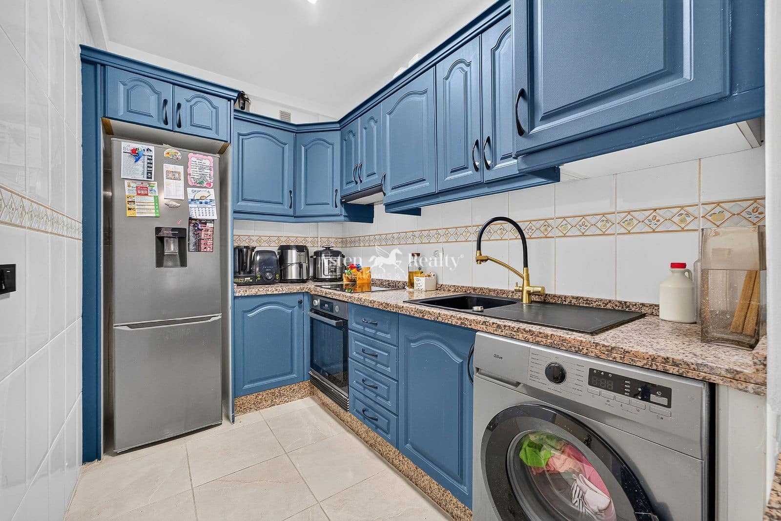 2 bedroom Flat for sale in Las Galletas with garage - € 249,700 (Ref: 9922841)