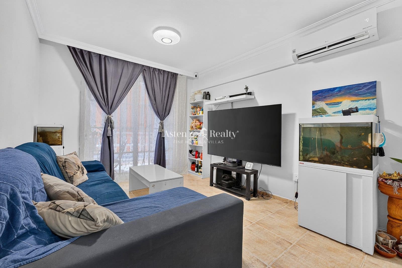2 bedroom Flat for sale in Las Galletas with garage - € 249,700 (Ref: 9922841)