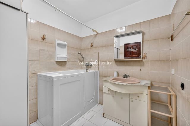 1 soverom Leilighet til salgs i Costa del Silencio, Arona med svømmebasseng garasje - € 199 000 (Ref: 9932295)
