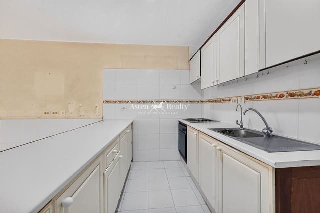 1 soverom Leilighet til salgs i Costa del Silencio, Arona med svømmebasseng garasje - € 199 000 (Ref: 9932295)