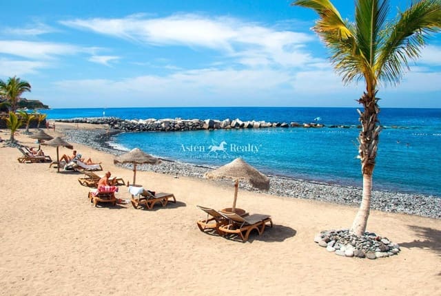 Restaurant/Bar for sale in Playa San Juan, Guía de Isora with garage - € 14,950,000 (Ref: 9934821)