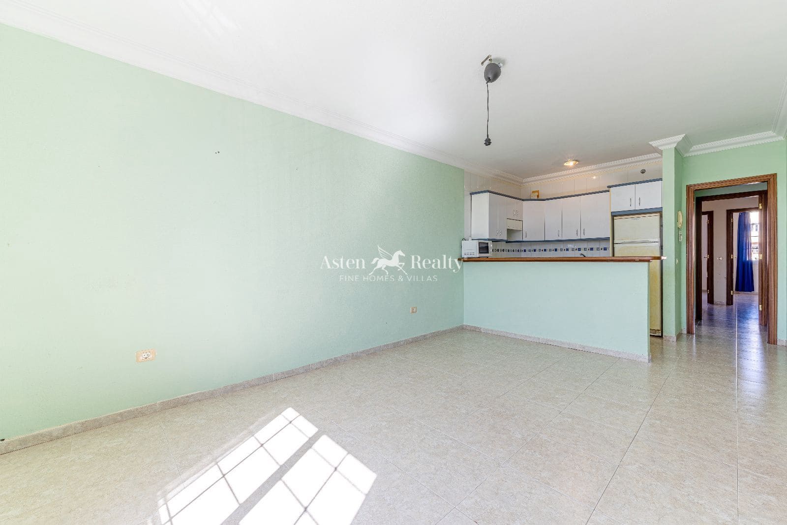 3 bedroom Flat for sale in Las Galletas - € 219,000 (Ref: 9940848)