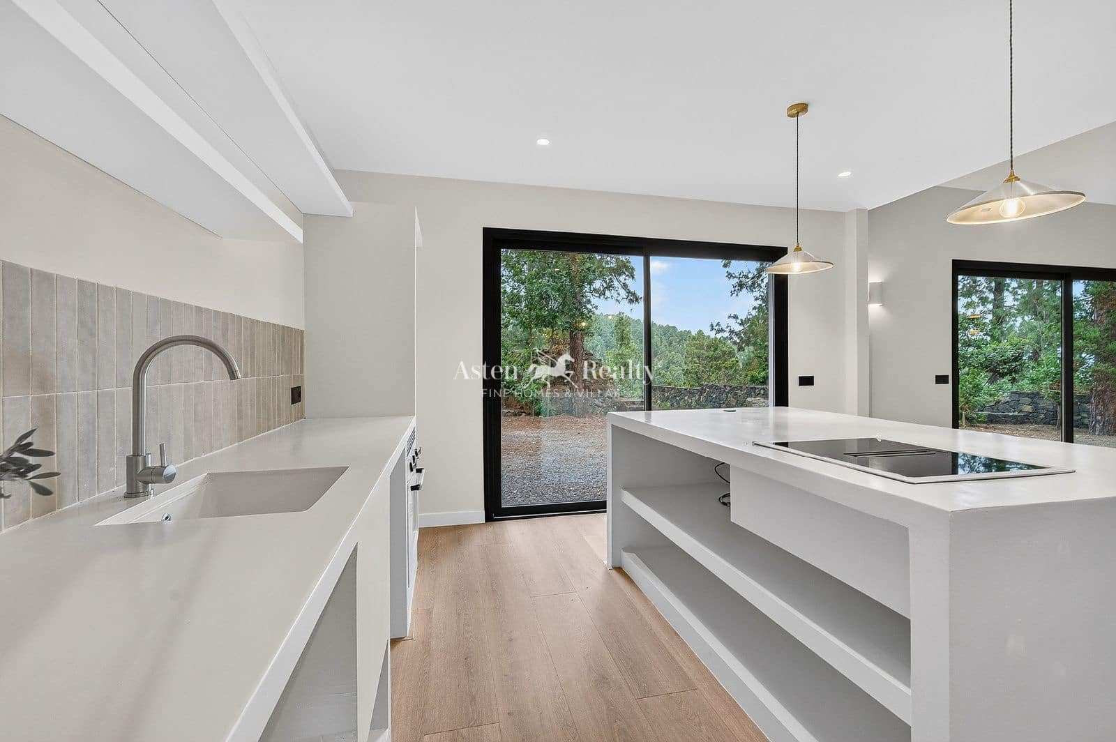 3 soverom Villa til salgs i Icod de los Vinos - € 690 000 (Ref: 9941280)