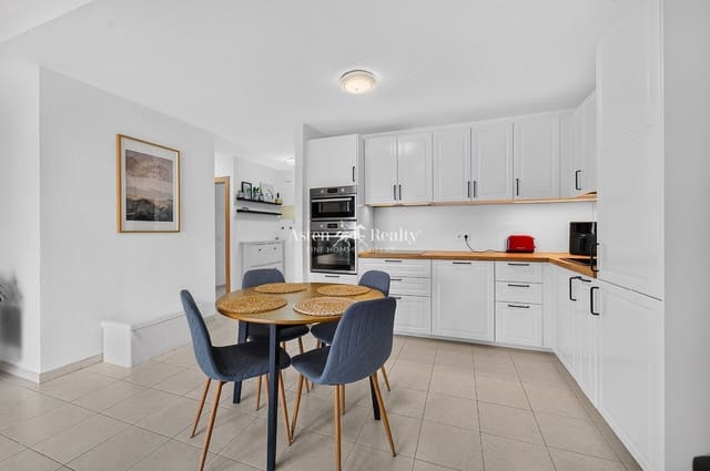 3 soverom Leilighet til salgs i Torviscas, Adeje med svømmebasseng garasje - € 485 000 (Ref: 9943219)