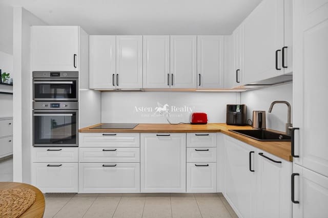 3 soverom Leilighet til salgs i Torviscas, Adeje med svømmebasseng garasje - € 485 000 (Ref: 9943219)