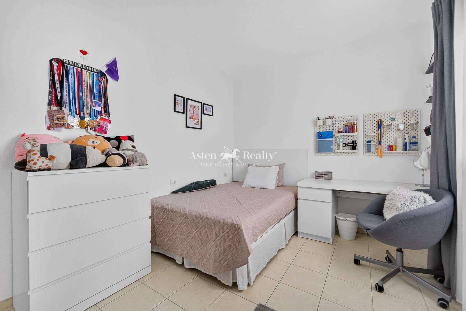 3 soverom Leilighet til salgs i Torviscas med svømmebasseng garasje - € 485 000 (Ref: 9943219)