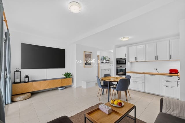 3 soverom Leilighet til salgs i Torviscas, Adeje med svømmebasseng garasje - € 485 000 (Ref: 9943219)