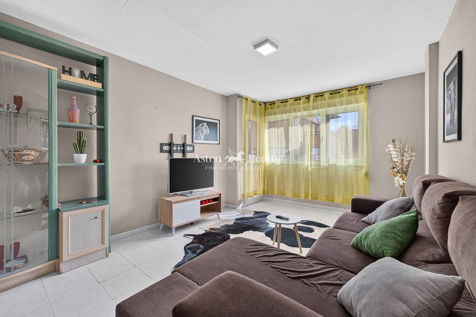 3 slaapkamer Flat te koop in El Medano met garage - € 355.000 (Ref: 9943220)