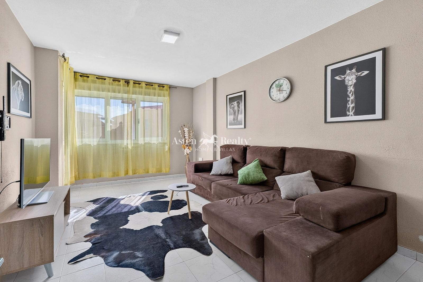 3 slaapkamer Flat te koop in El Medano met garage - € 355.000 (Ref: 9943220)