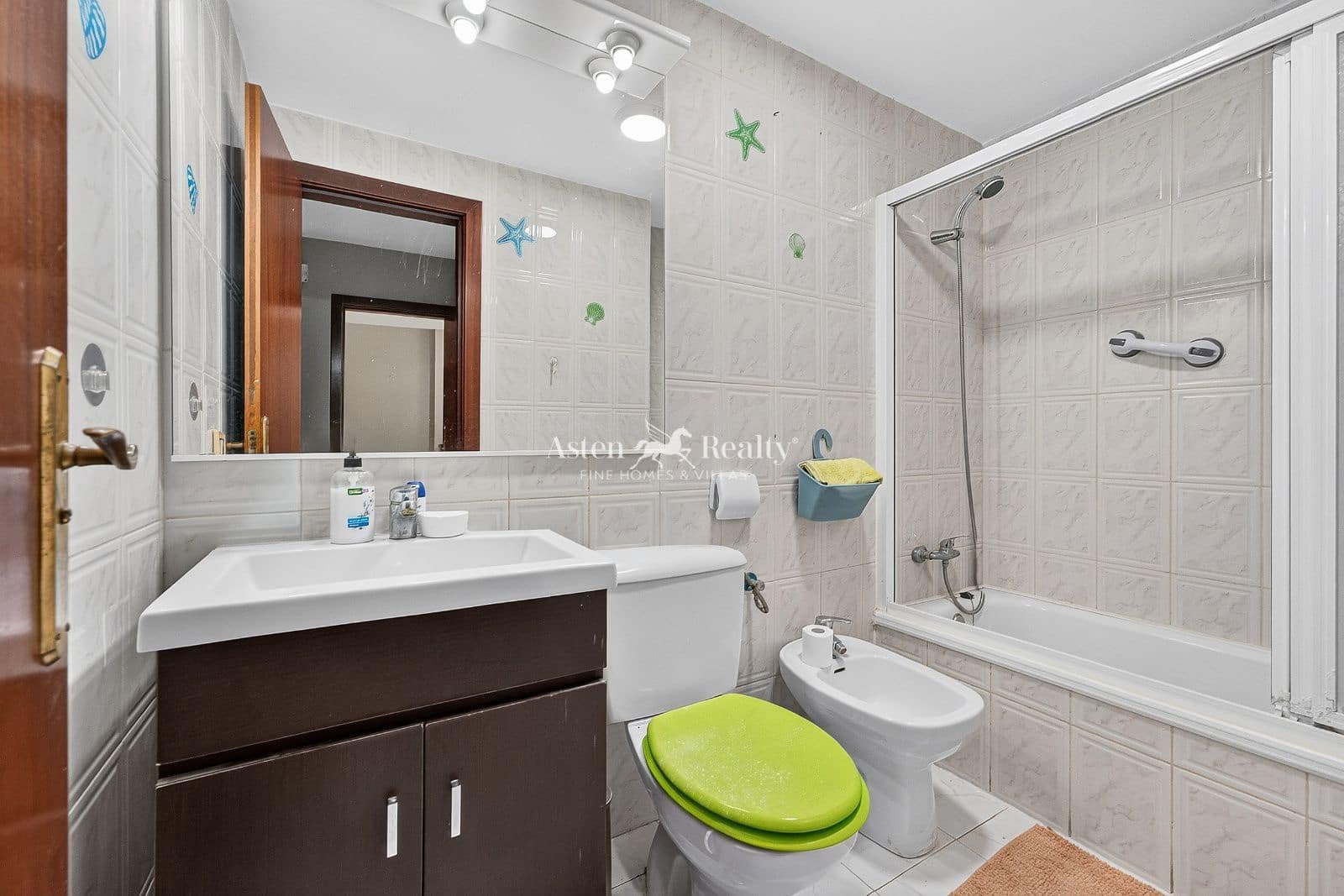 3 slaapkamer Flat te koop in El Medano met garage - € 355.000 (Ref: 9943220)