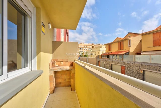 3 soverom Leilighet til salgs i El Medano, Granadilla de Abona med garasje - € 355 000 (Ref: 9943220)