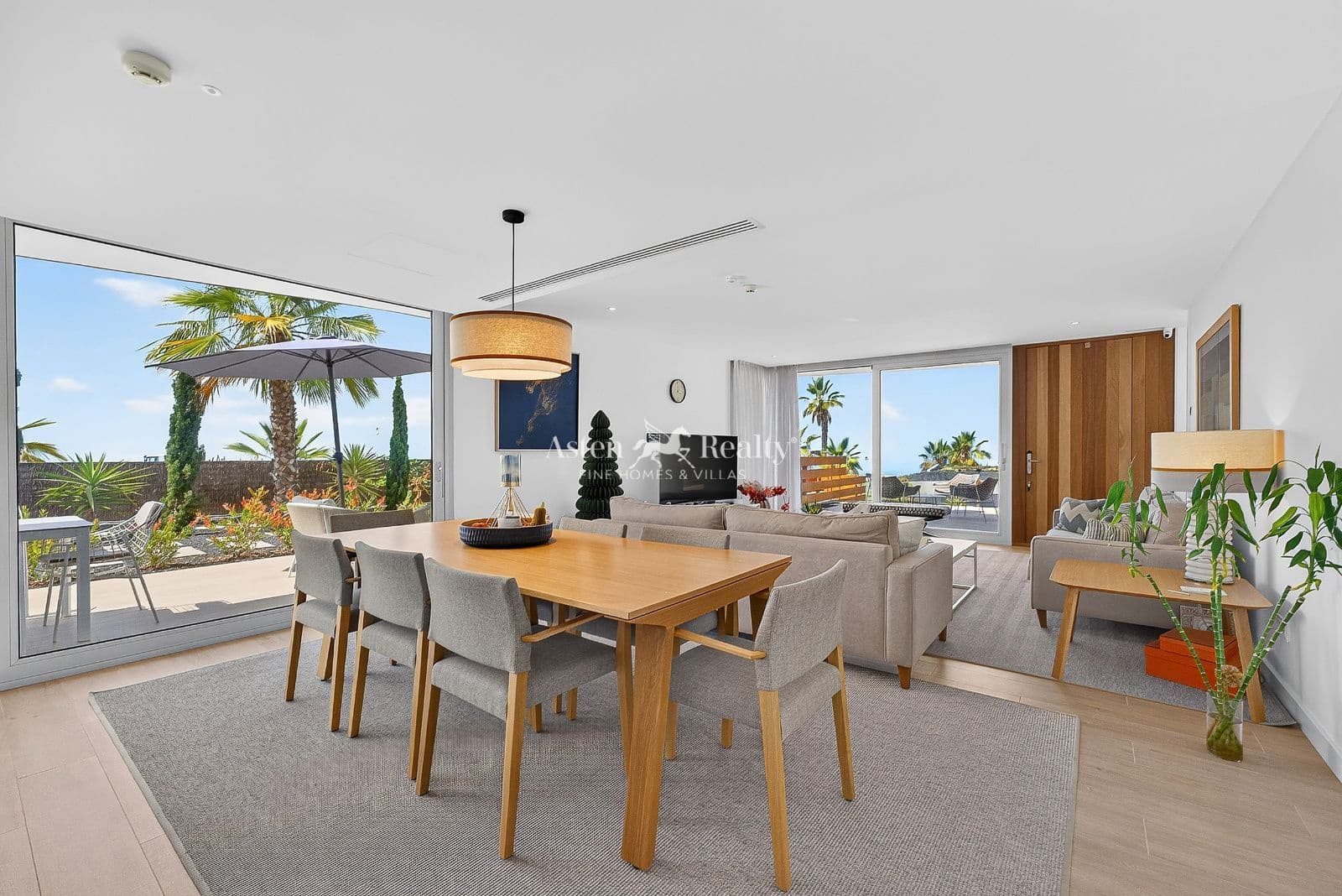 3 quarto Casa em Banda para venda em Piedra Hincada com piscina garagem - 1 850 000 € (Ref: 9950621)