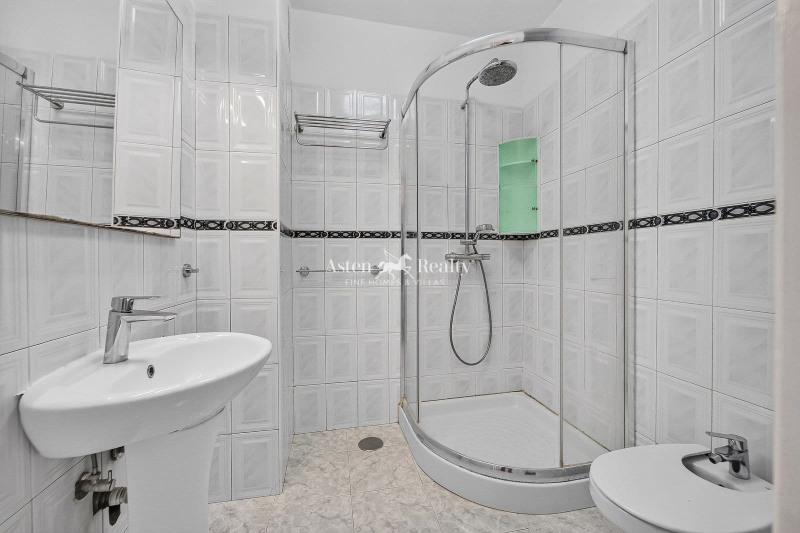 3 bedroom Flat for sale in Puerto Santiago - € 256,000 (Ref: 9956068)