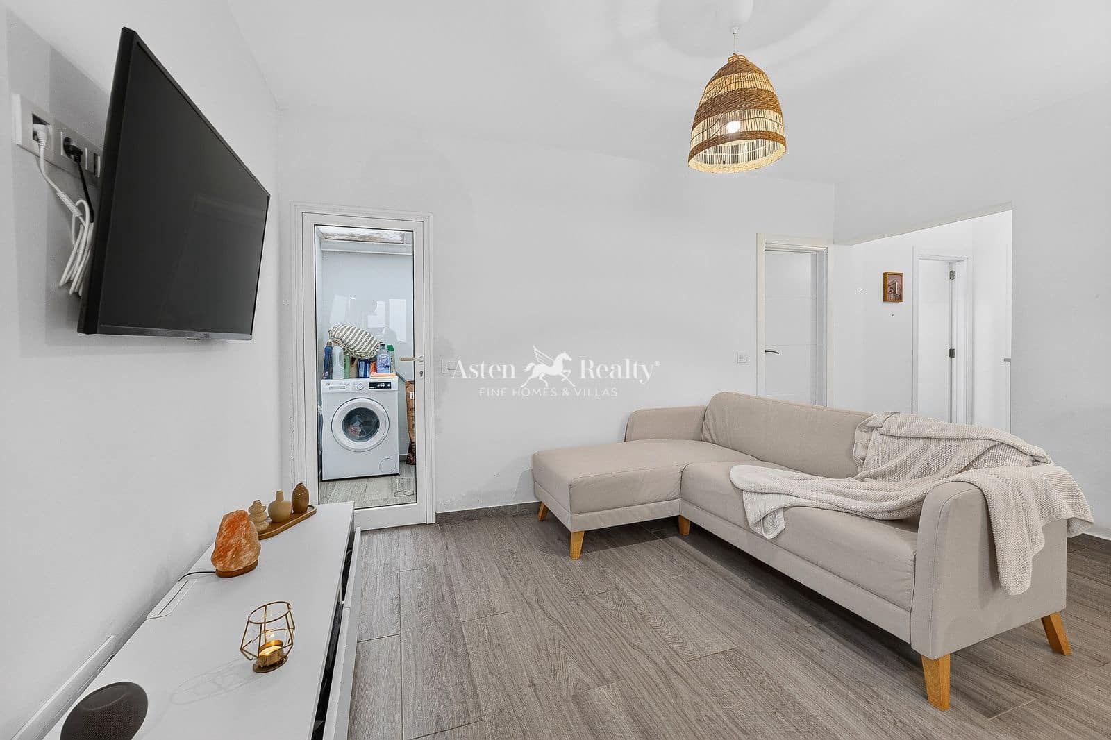 2 bedroom Flat for sale in Los Abrigos - € 245,000 (Ref: 9956344)
