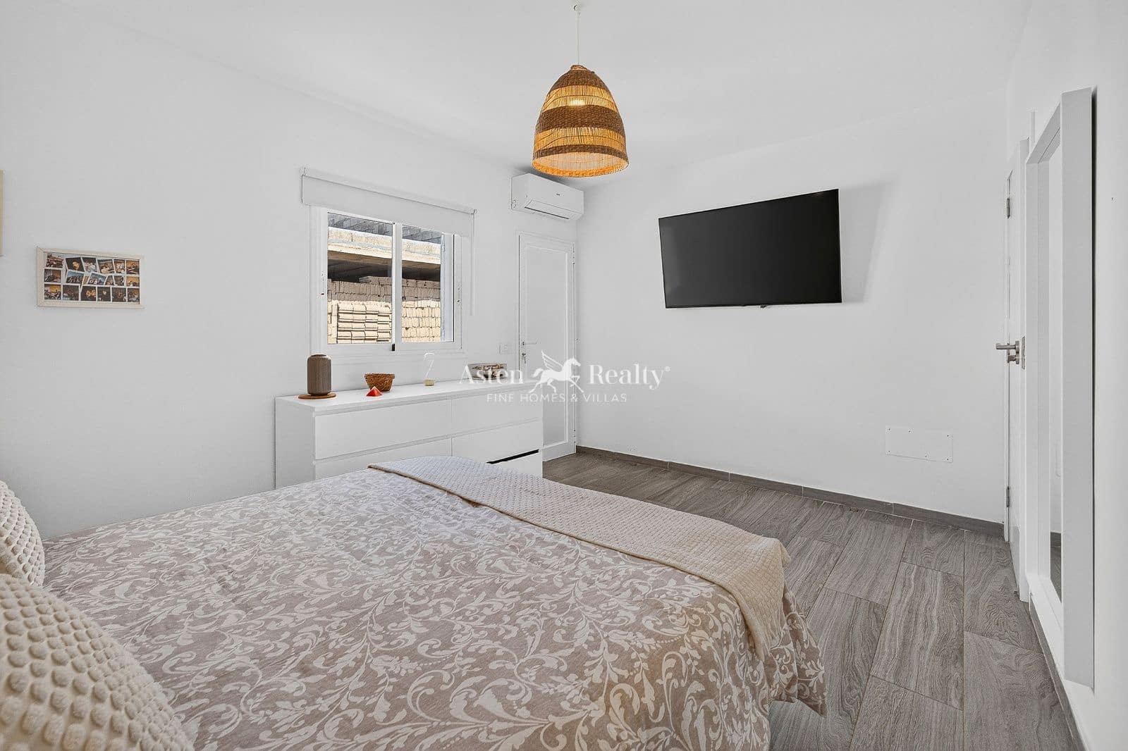 2 bedroom Flat for sale in Los Abrigos - € 245,000 (Ref: 9956344)