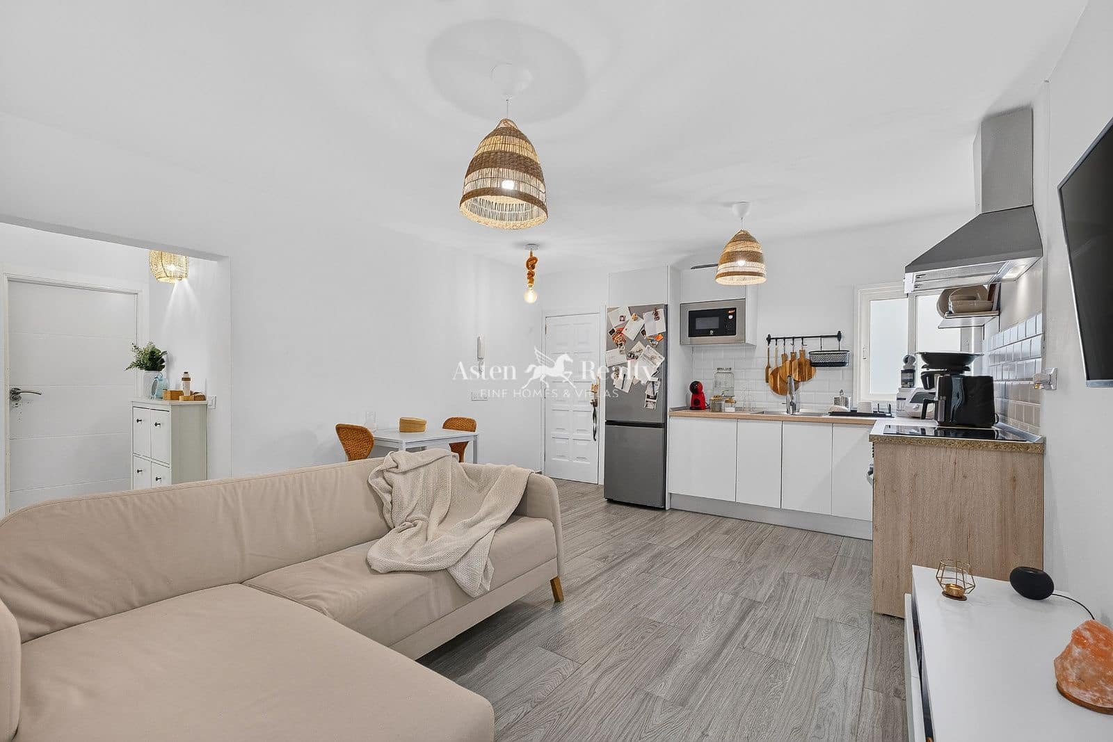 2 bedroom Flat for sale in Los Abrigos - € 245,000 (Ref: 9956344)