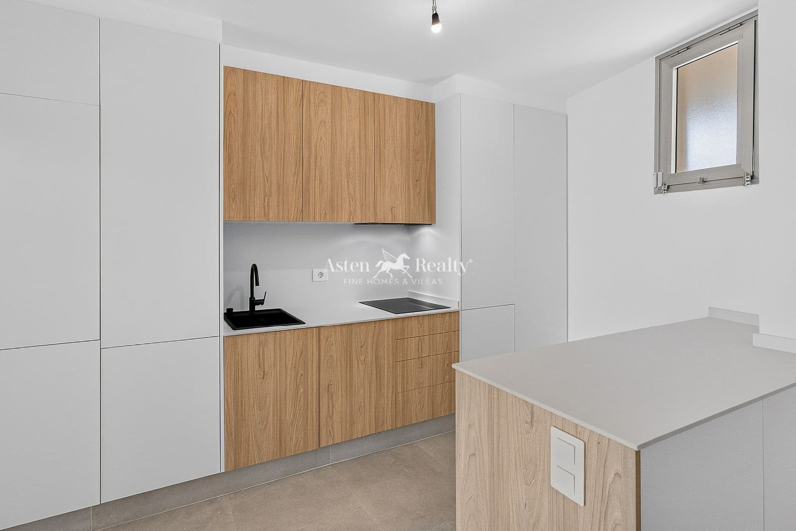 2 Zimmer Wohnung zu verkaufen in Playa Paraiso mit Pool Garage - 320.000 € (Ref: 9958425)