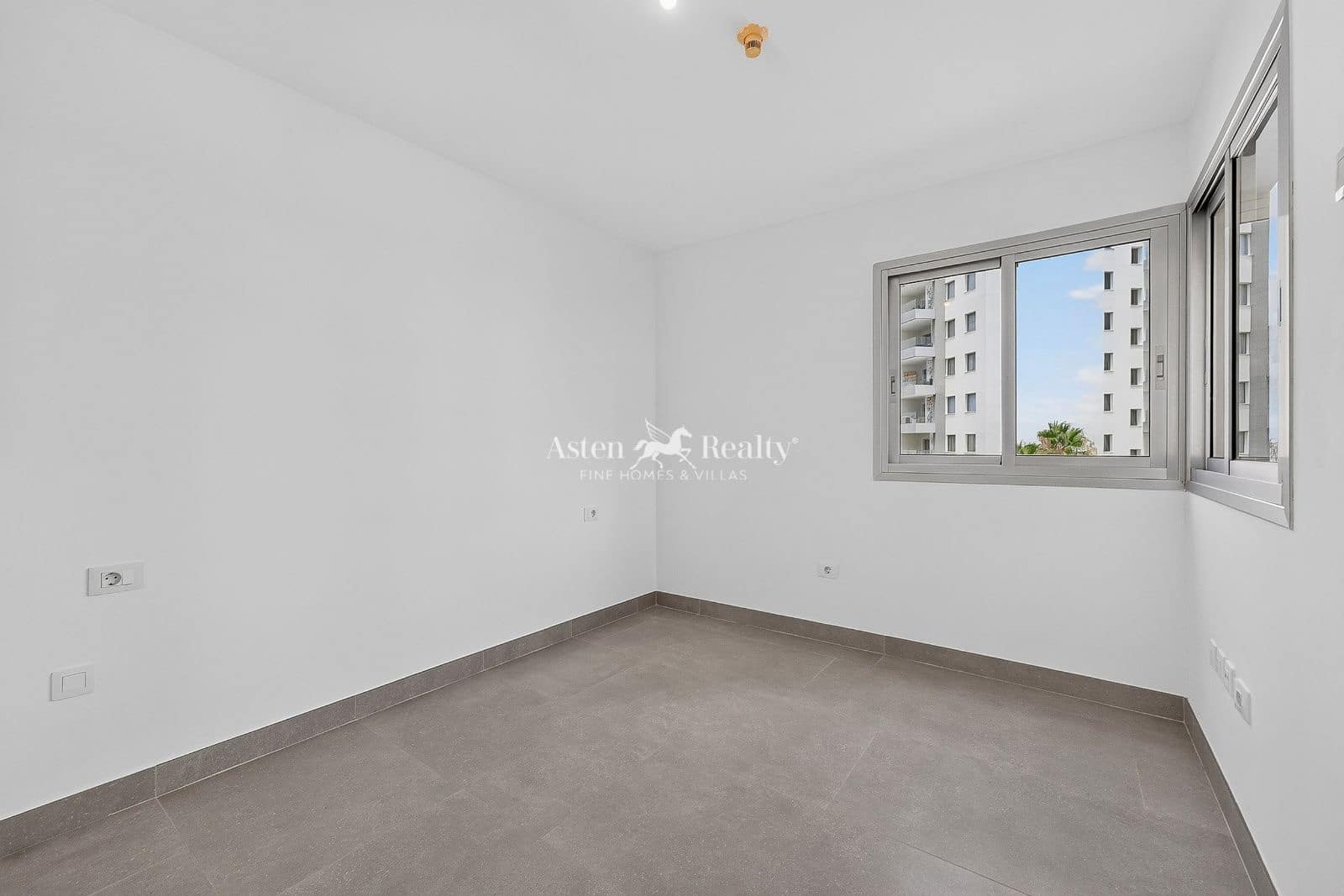 2 Zimmer Wohnung zu verkaufen in Playa Paraiso mit Pool Garage - 320.000 € (Ref: 9958425)