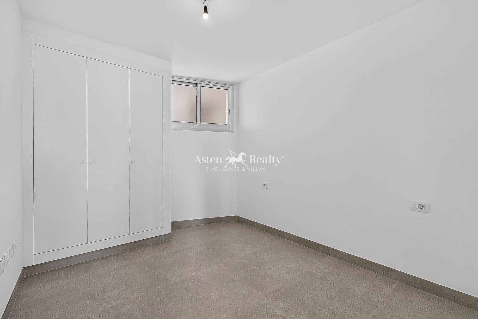 2 Zimmer Wohnung zu verkaufen in Playa Paraiso mit Pool Garage - 320.000 € (Ref: 9958425)