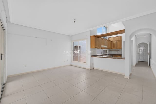 Piso de 1 habitación en Golf del Sur, San Miguel de Abona en venta con piscina - 225.000 € (Ref: 9958426)