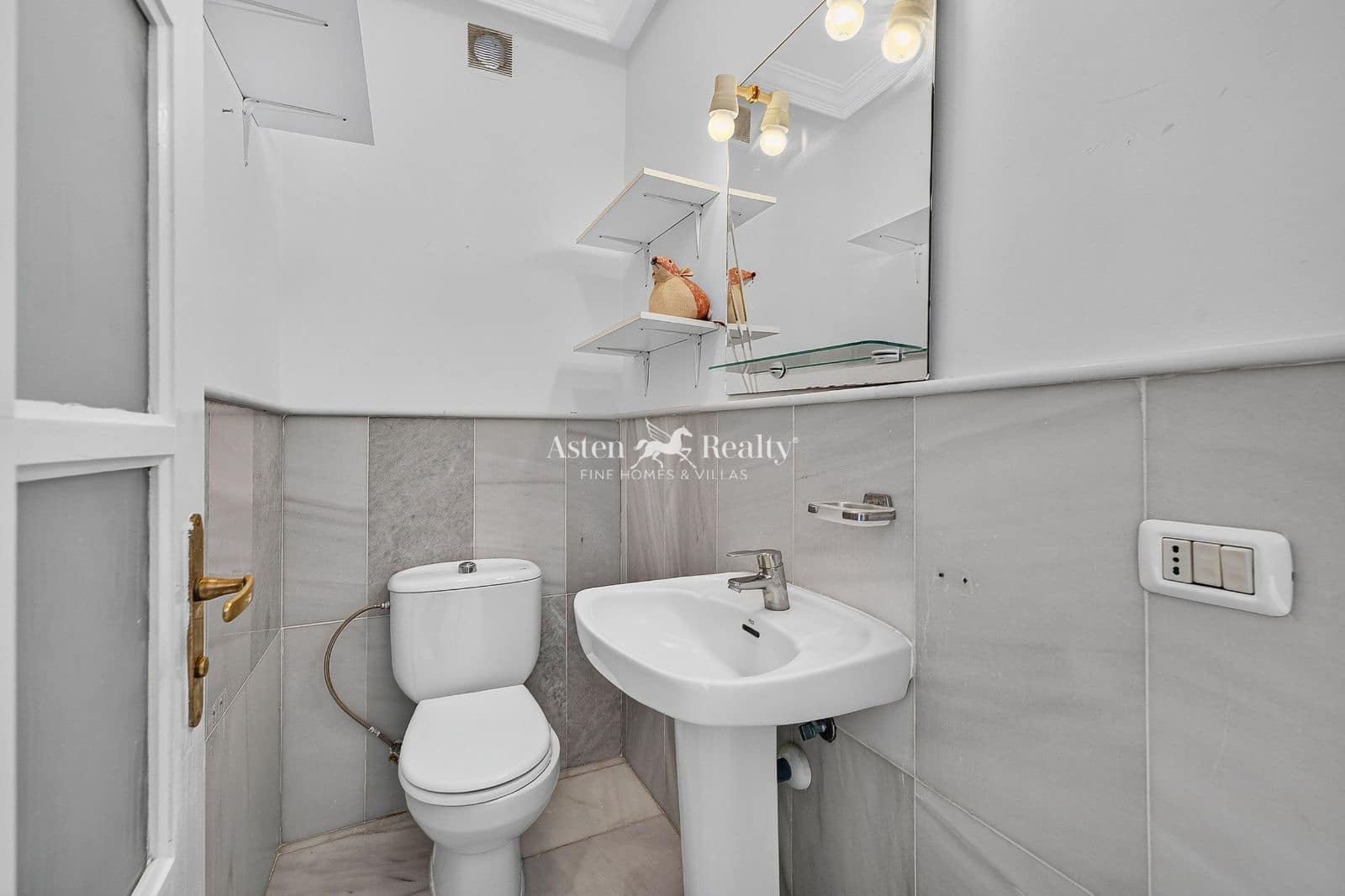 Piso de 1 habitación en Golf del Sur en venta con piscina - 225.000 € (Ref: 9958426)