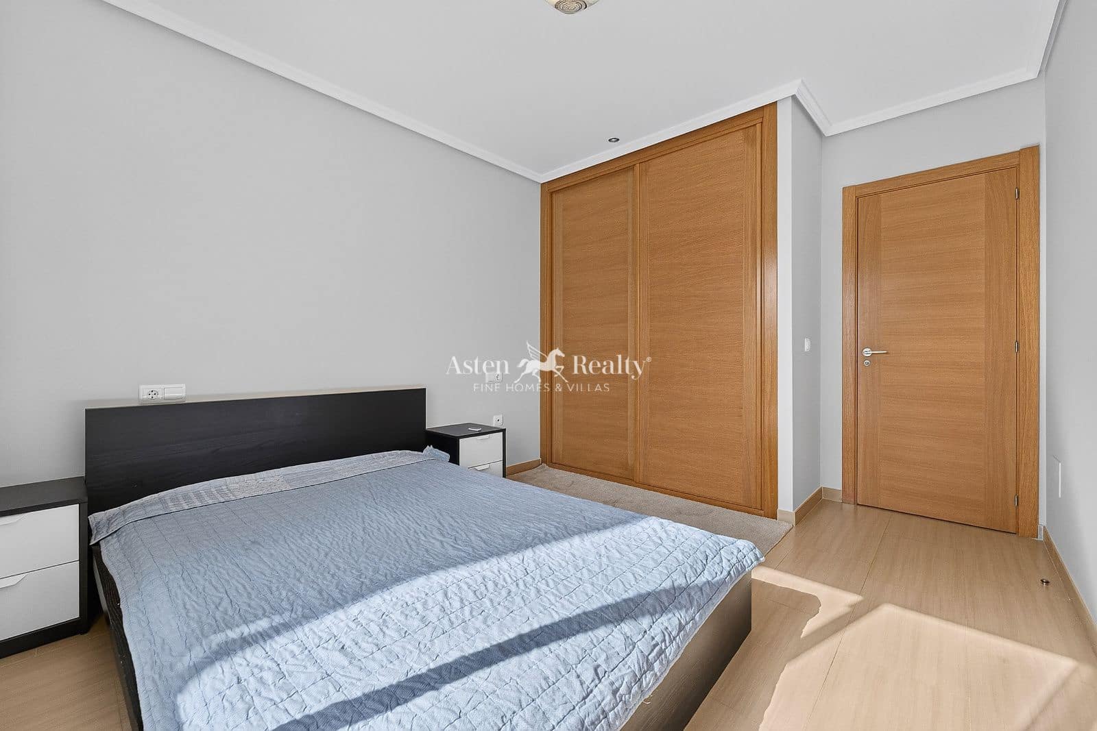3 soverom Leilighet til salgs i El Medano med svømmebasseng garasje - € 495 000 (Ref: 9964316)
