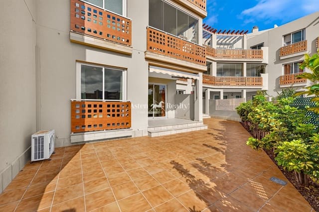 3 soverom Leilighet til salgs i El Medano, Granadilla de Abona med svømmebasseng garasje - € 495 000 (Ref: 9964316)