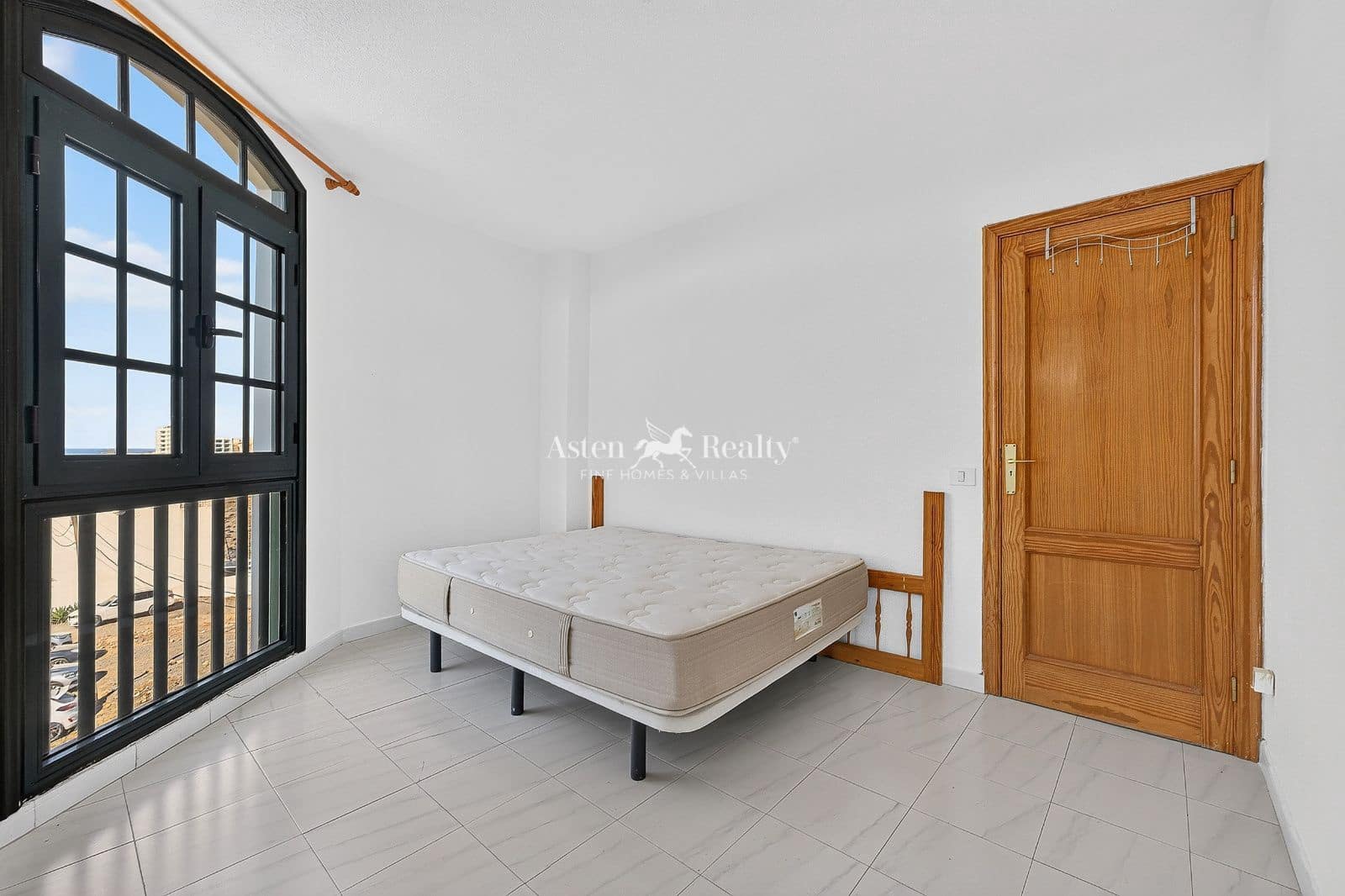 1 quarto Apartamento para venda em Los Abrigos com garagem - 235 000 € (Ref: 9965939)